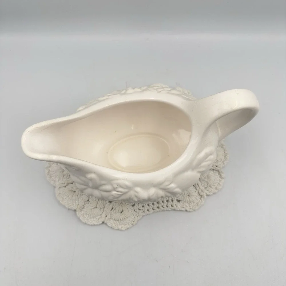 Table Tops‎ Gallery Gravy Boat in White by Harvest Design Pumpkin Thanksgiving